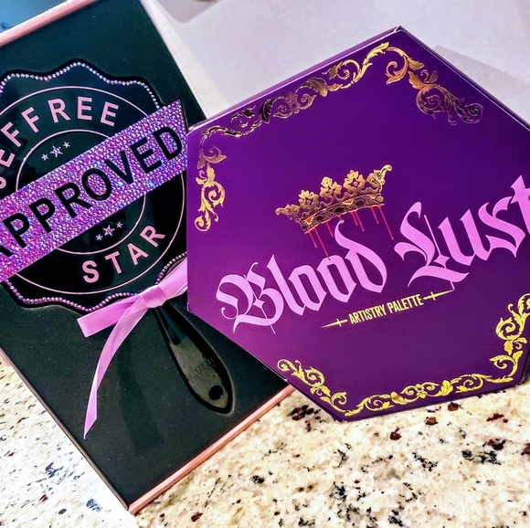 Jeffree Star Blood Lust Artistry Palette Bundle - Picture 4 of 6